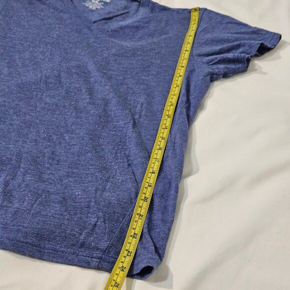 Bluenotes - Men's V-Neck T-Shirt Cornflower Blue Medium - Picture 3 of 5